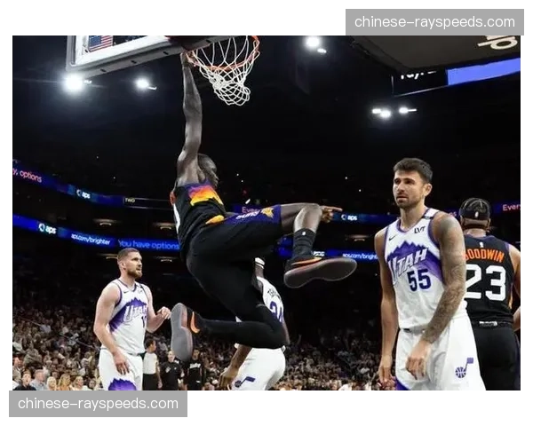 西部附加赛格局剧变:快船输球后领先优势仅0.5胜场,四队胜场差2.5场 西部附加赛格局剧变:快船输球后领先优势仅0.5胜场,四队胜场差2.5场