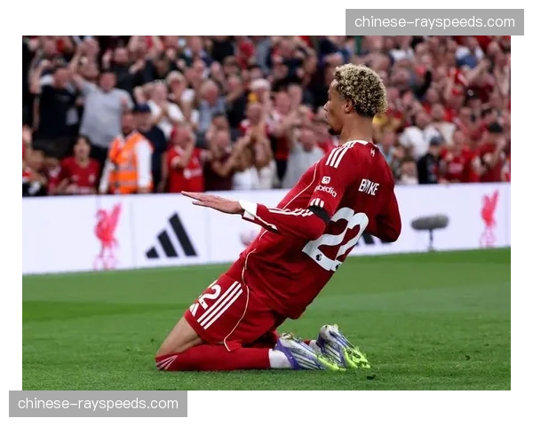 利物浦引援困境：埃基蒂克可能长期伤缺，萨拉赫、罗伯逊确定离队